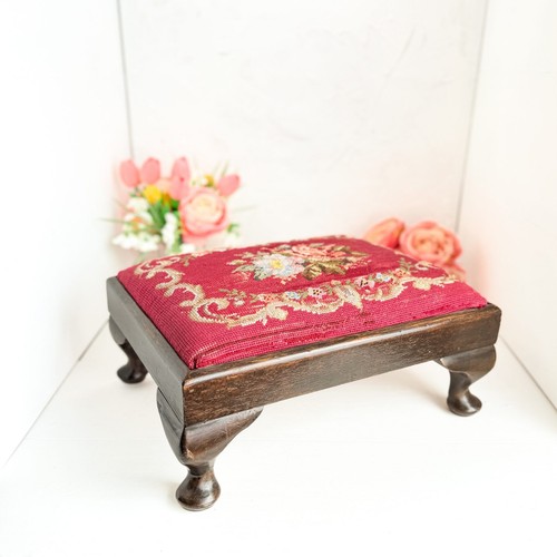 Vintage floral needlepoint - vintage,
