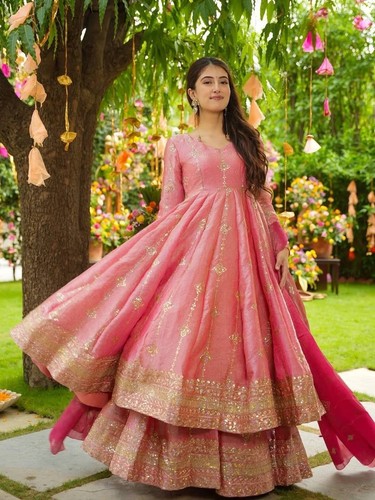 Pakistani salwar kameez - kameez, ready