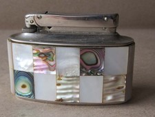 ANTIQUE LUXURIOUS TABLE GAS