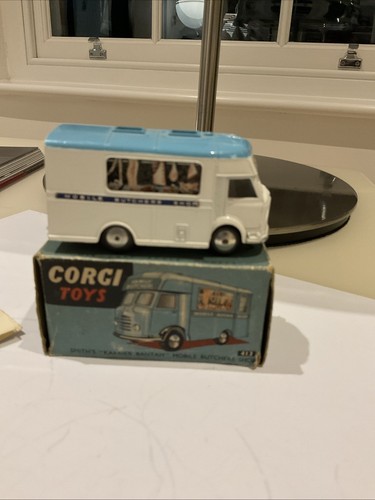 Corgi 413 smith career shop - 413,