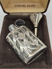SILVER PERFUME SCENT BOTTLE IN