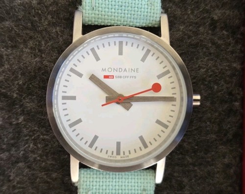 Mondaine classic mint textile - classic,