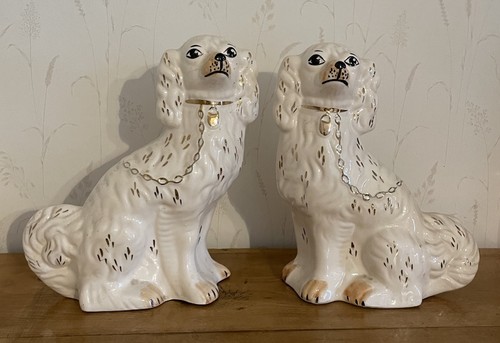 Pair vintage white crackle - pair,