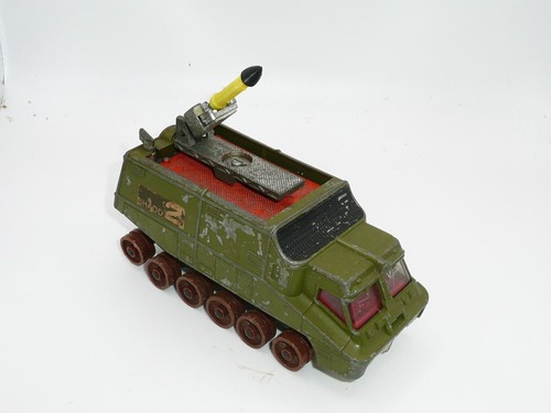 Dinky 353 ufo - ufo, s.h.a.d.o.