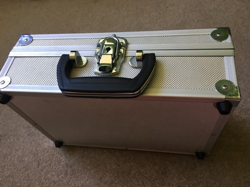 Small aluminium case - case, camera