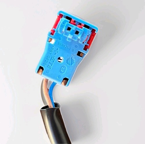 Renault plug cube - plug,