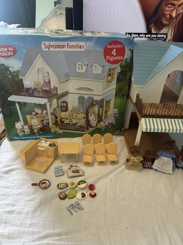 Sylvanian families courtyard - sylvanian,