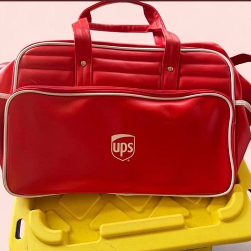 Ups branded red rare vintage - branded,