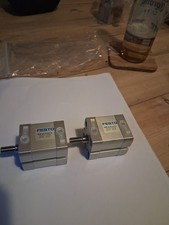 FESTO COMPACT CYLINDER