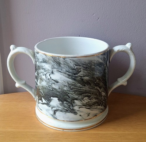 Mocha ware style - ware, handled