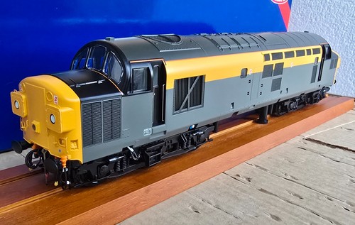 Heljan class locomotive in - class,