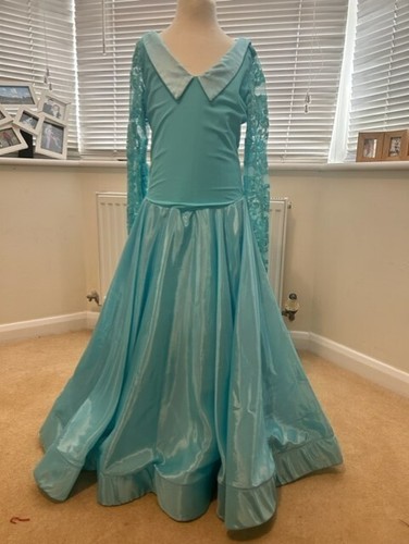 Light blue juvenille ballroom - juvenille,