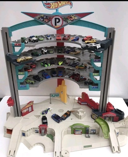 Hot wheels city ultimate - hot,