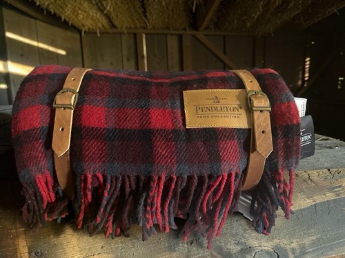 Nwt pendleton motor - motor, robe