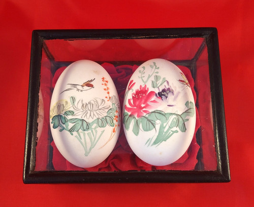 Chinese painted eggs - painted, x2