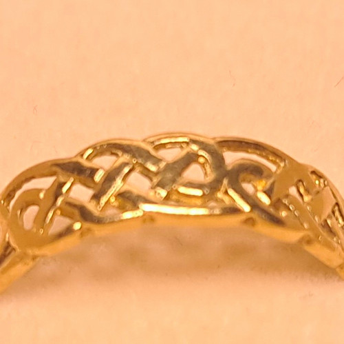 9ct yellow gold celtic - 9ct,