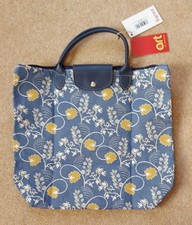 Signare Tapestry Fold Out