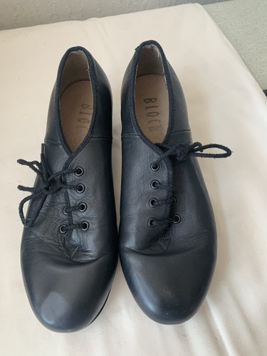 Bloch black economy - black, student