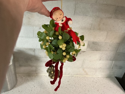 Vtg lucky pixie mistletoe - vtg,