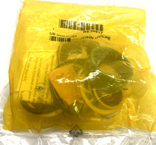 JOHN DEERE HYDRAULIC CYLINDER ROD SEAL KIT Part# RE30817