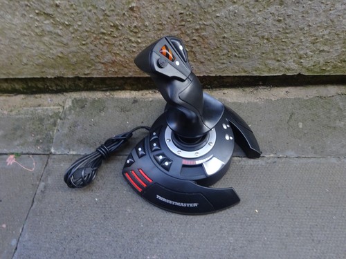 Thrustmaster flight stick x - t.flight,