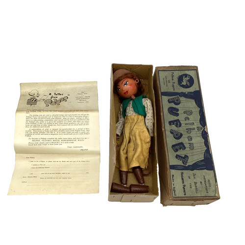Pelham puppet type - ss, cowgirl