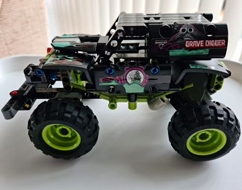 Lego technic monster jam grave - technic,
