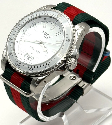 Gucci ya136207 dive - gucci, 45mm
