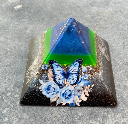 Handmade orgone pyramid - pyramid, 5g