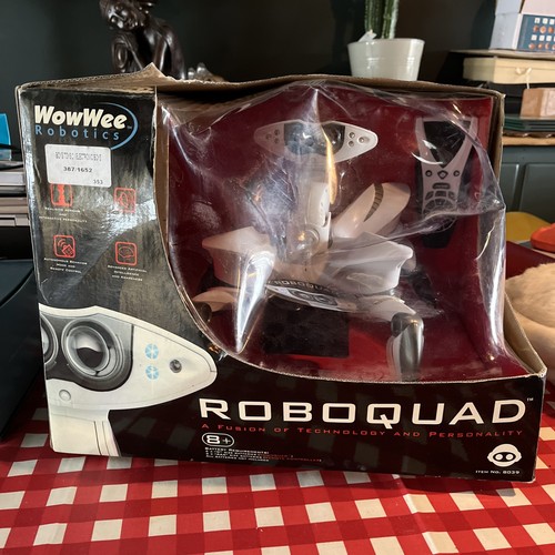 Wowwee roboquad 2007 fully - wowwee,