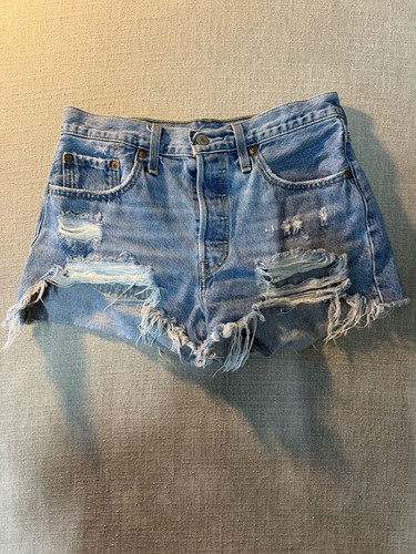 Levi's