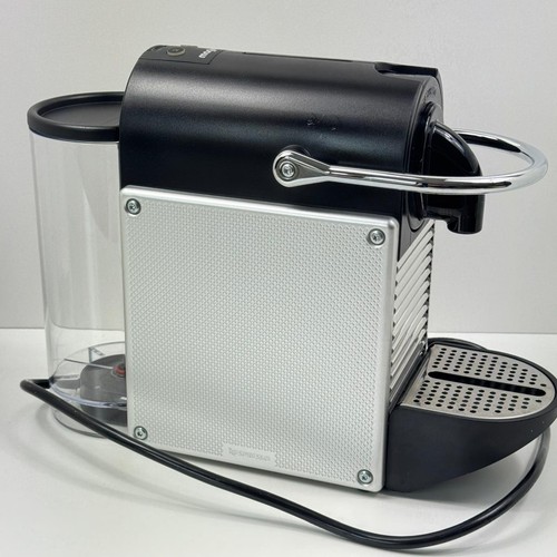 Nespresso pixie coffee - pixie, machine