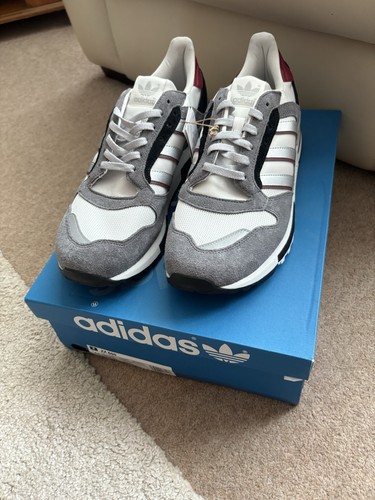 Men grey burgundy 2025 - &,