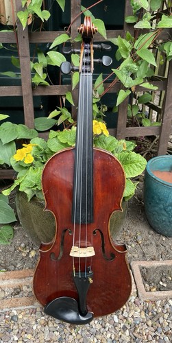 Nice old violin - nice,