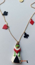 Les Nereides N2 Alice In Wonderland 4Colour Deck Toad Red Queen Pendant Necklace
