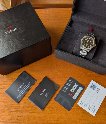 Tudor black bay pro - bay, full