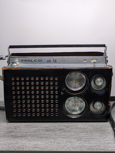 Vintage philco portable - philco, am/fm