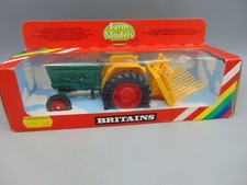 BRITAINS 9432 FARM TRACTOR AND