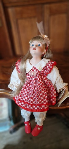 Anita alberon porcelain - 'anita',