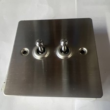 Volex 2 Gang 2 Way Toggle