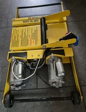 SOLO MOTORCYCLE PADDOCK