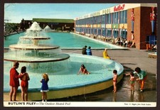 VINTAGE 1970s POSTCARD BUTLINS