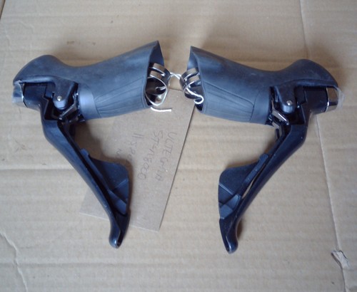 Nos shimano ultegra r8000 - nos, st-r8000