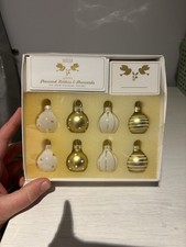  Set of 8 Gold Bauble Place
