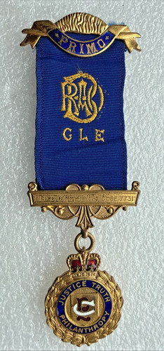 Roab breast jewel - roab,