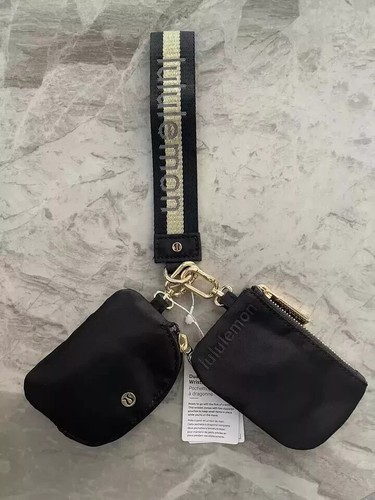 Lululemon simple wallet - simple,