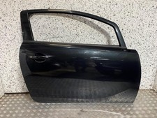 15-19 VAUXHALL CORSA E 3 DOOR DRIVER SIDE FRONT DOOR BLACK GAR/Z22C (SCRATCHED)