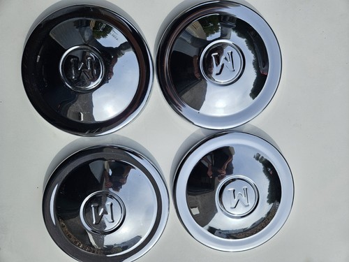 Morris minor 1000 hub cap - morris,