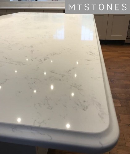 White carrara quartz worktop - white,