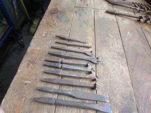 Centre point vintage brace - point,